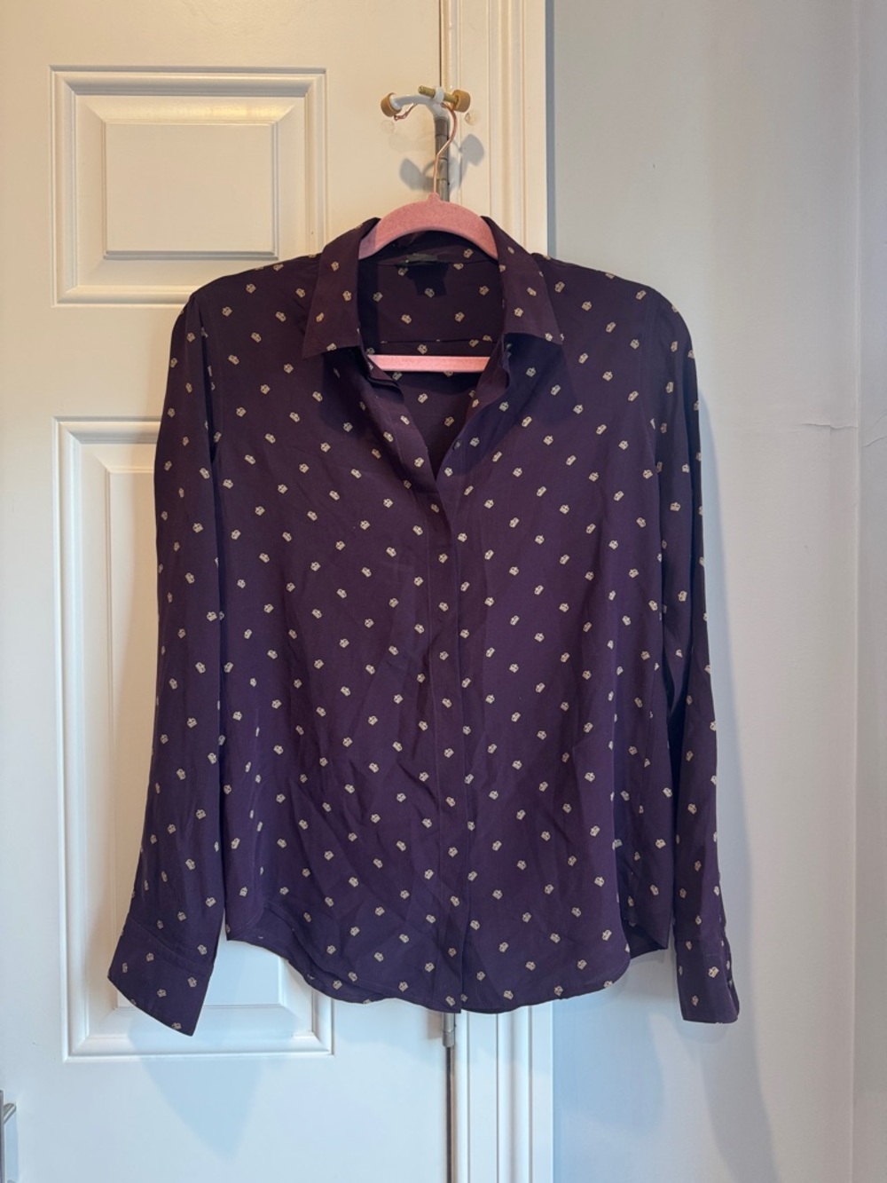 Club Monaco Women's Purple Long-Sleeve Button-Up Shirt